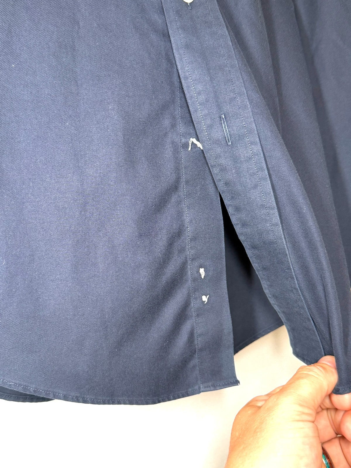 Turnbury Men's Size Small Navy Blue Non-Iron 100% Cotton Long Sleeve Button Down