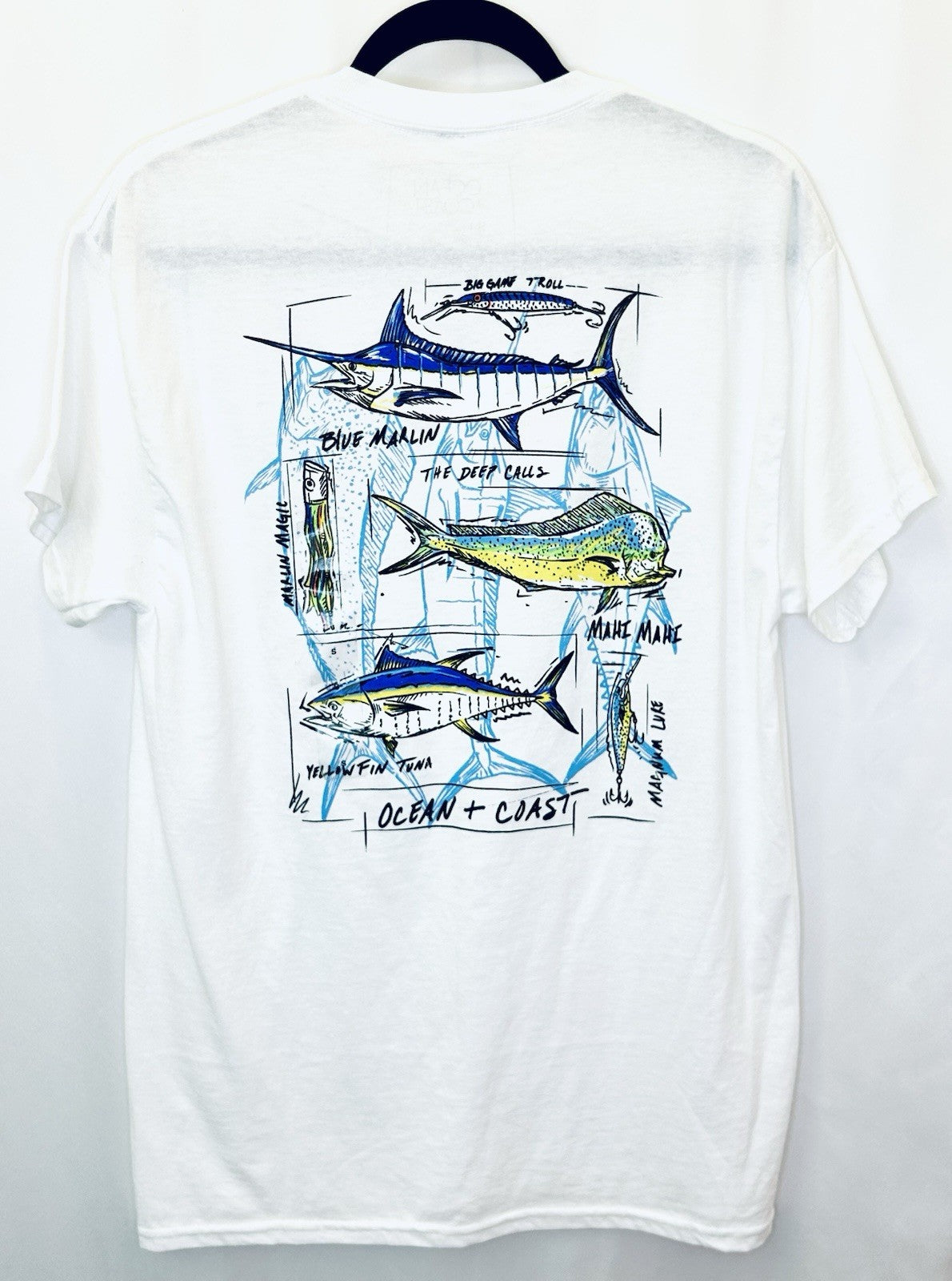 NWT Ocean Coast White Fish Graphic Short Sleeve Shirt - Men’s Small