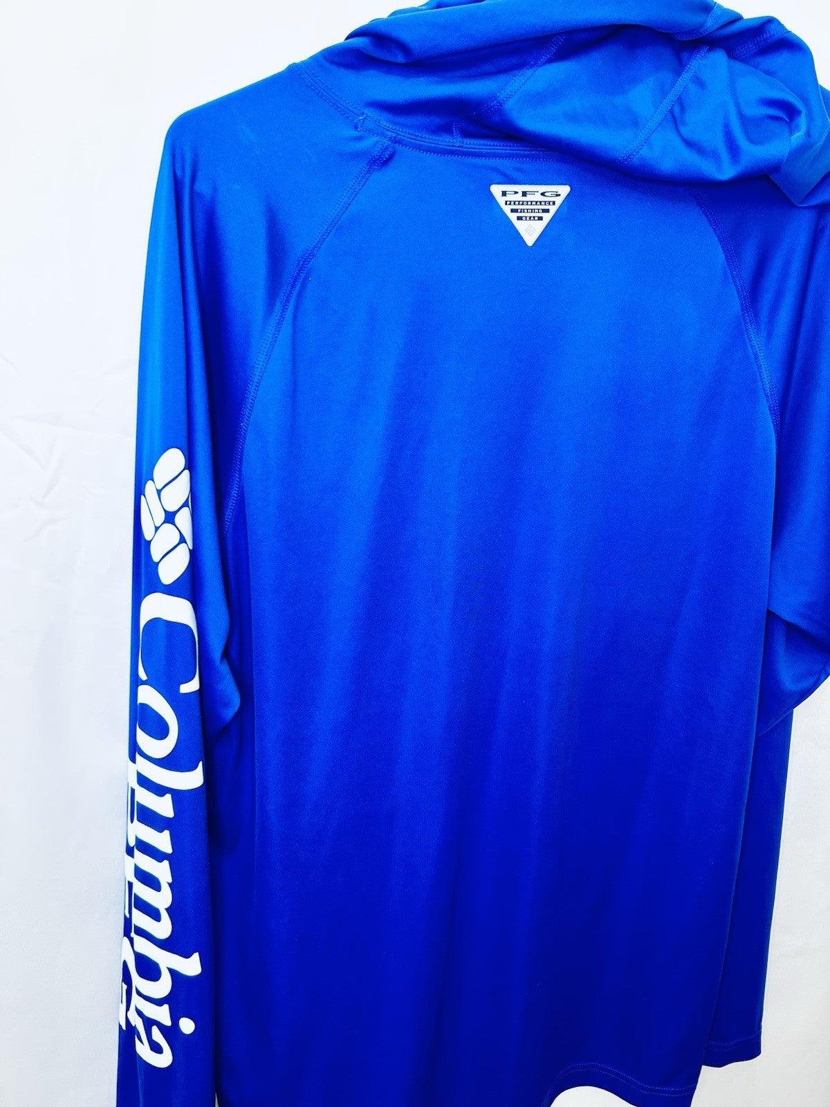 Columbia PFG & Chicago Cubs Men’s Medium Blue Long Sleeve Performance Hoodie