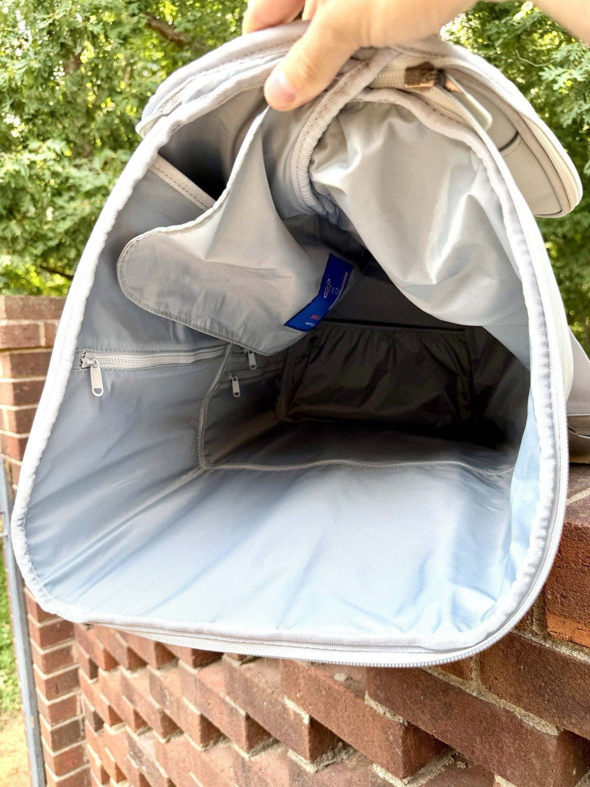 STITCH Golf UGB Ultimate Garment Bag 2-in-1 Convertible Duffle Light Gray NWT