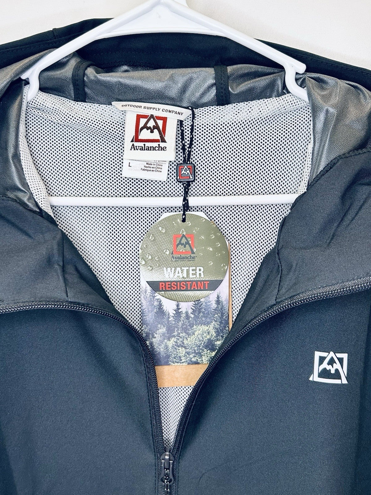 NWT Men’s Avalanche Rain Jacket Full Zip Weather Shield Hooded Black Men’s Large