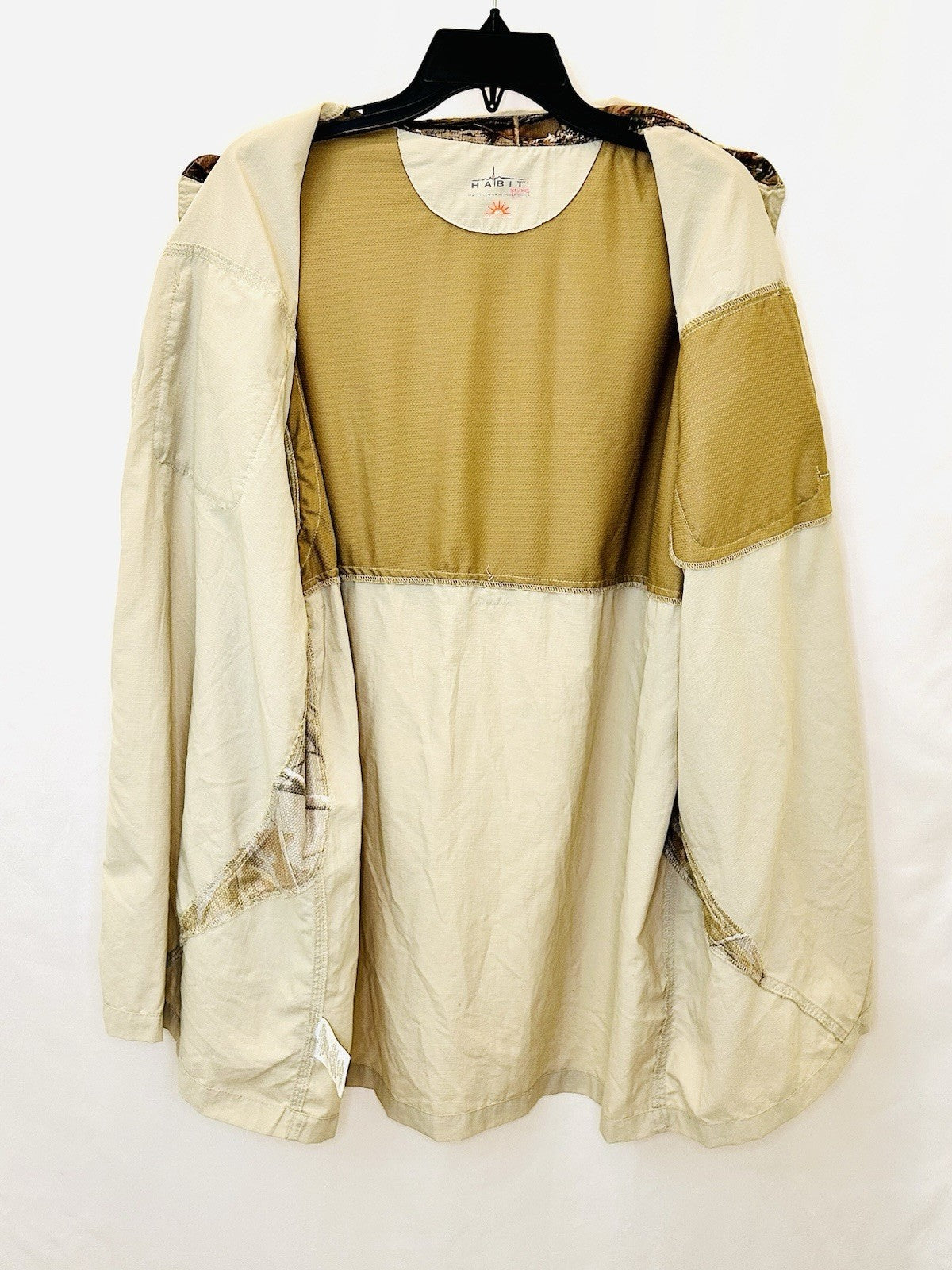 Habit Vented Fishing Shirt Men's XL Tan/Camo Pockets 30+Solar-Factor Long Sleeve