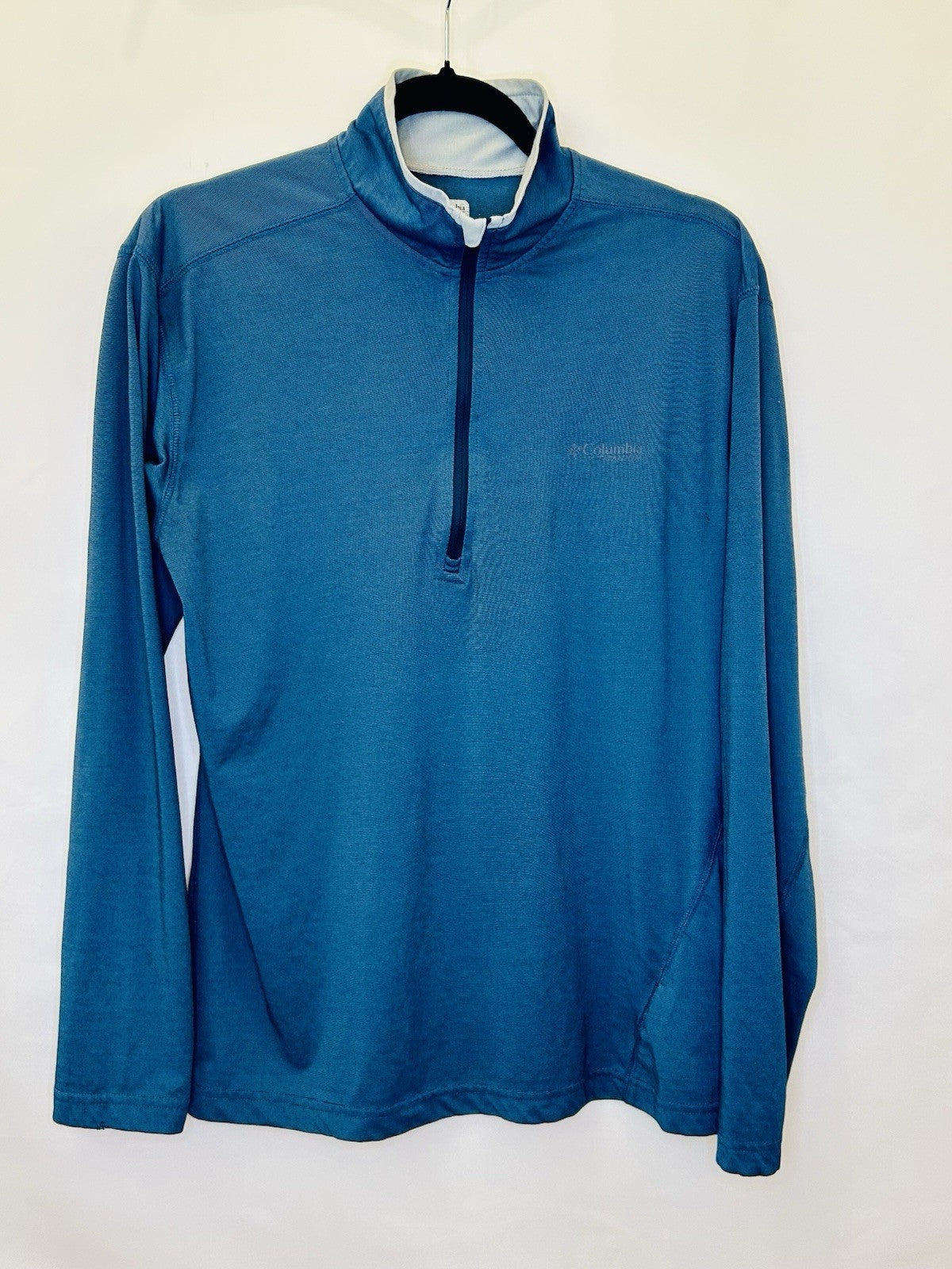 Columbia Titanium Series 1/4 Zip Up Blue Pullover - Men’s Medium