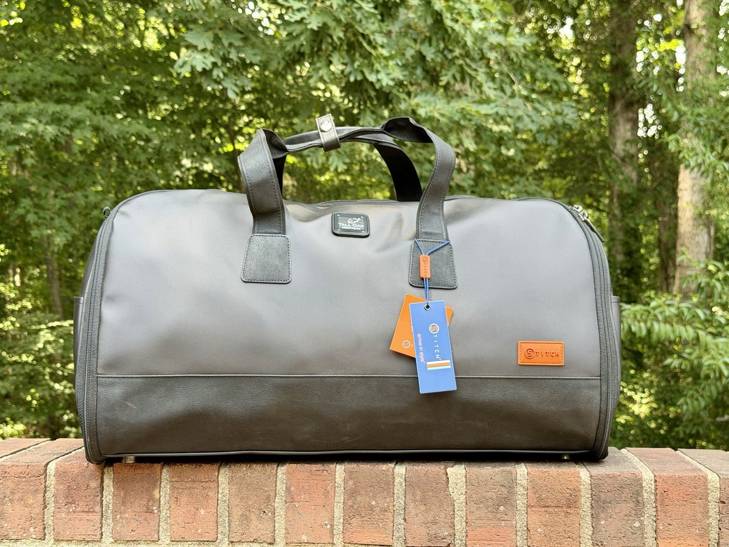 STITCH Golf UGB Ultimate Garment Bag 2-in-1 Convertible Duffle Black NWT