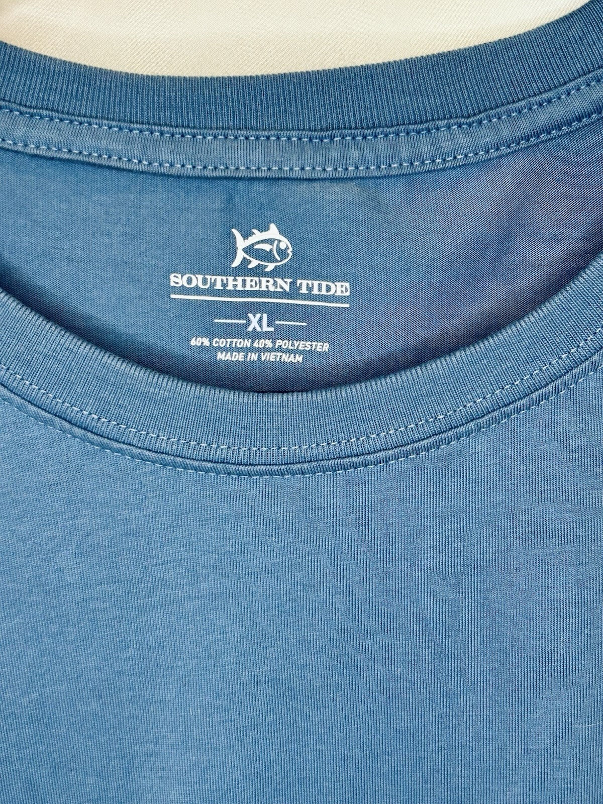 Southern tide Retro Wave Channel Marker LS Tee - Men’s XL