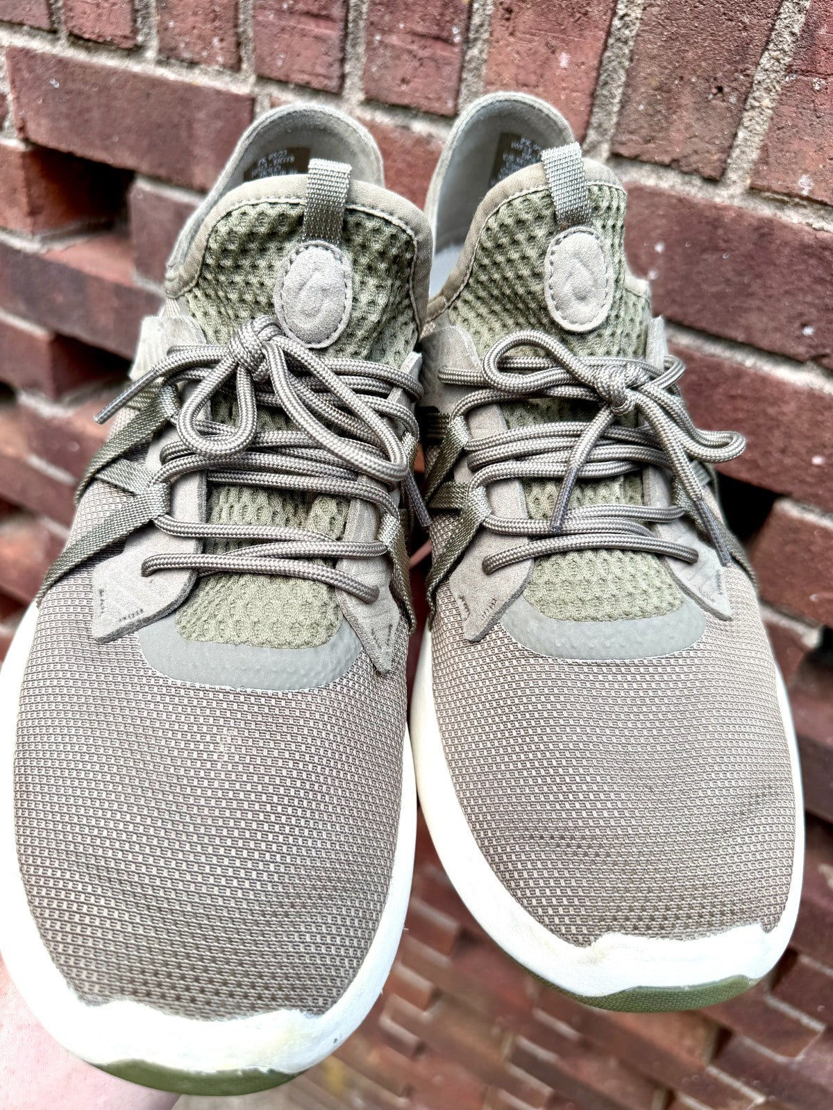 OluKai Holo Men’s Size 12 Hunter Green Mesh Sneakers Drop-In Heel Casual Shoes