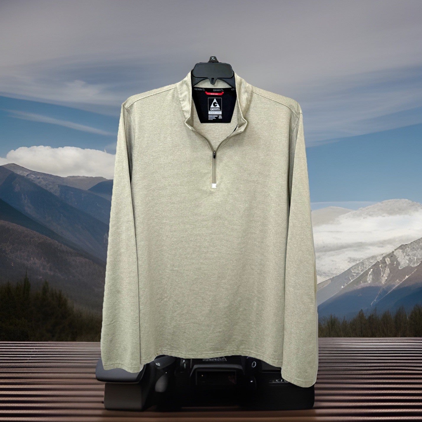 NWOT Gerry Men's Long Sleeve 1/4th Zip Tan Sz XXL