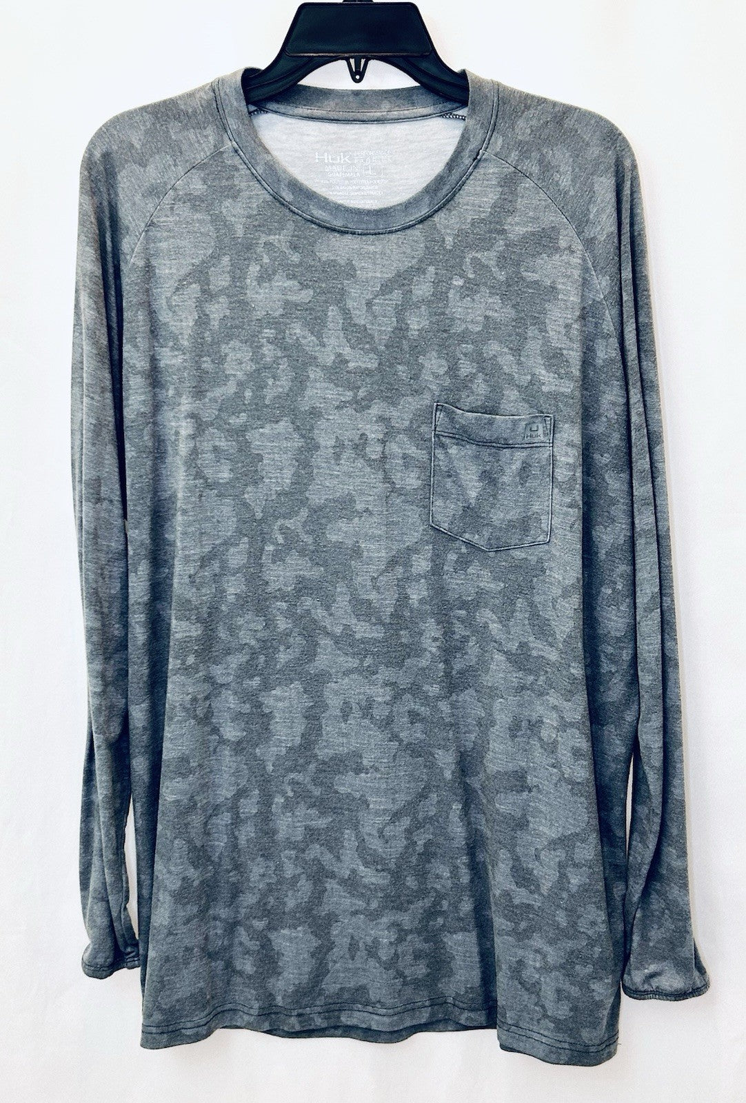 Huk Fishing Shirt Men’s Large Blue Camouflage Performance Outdoor Fishing