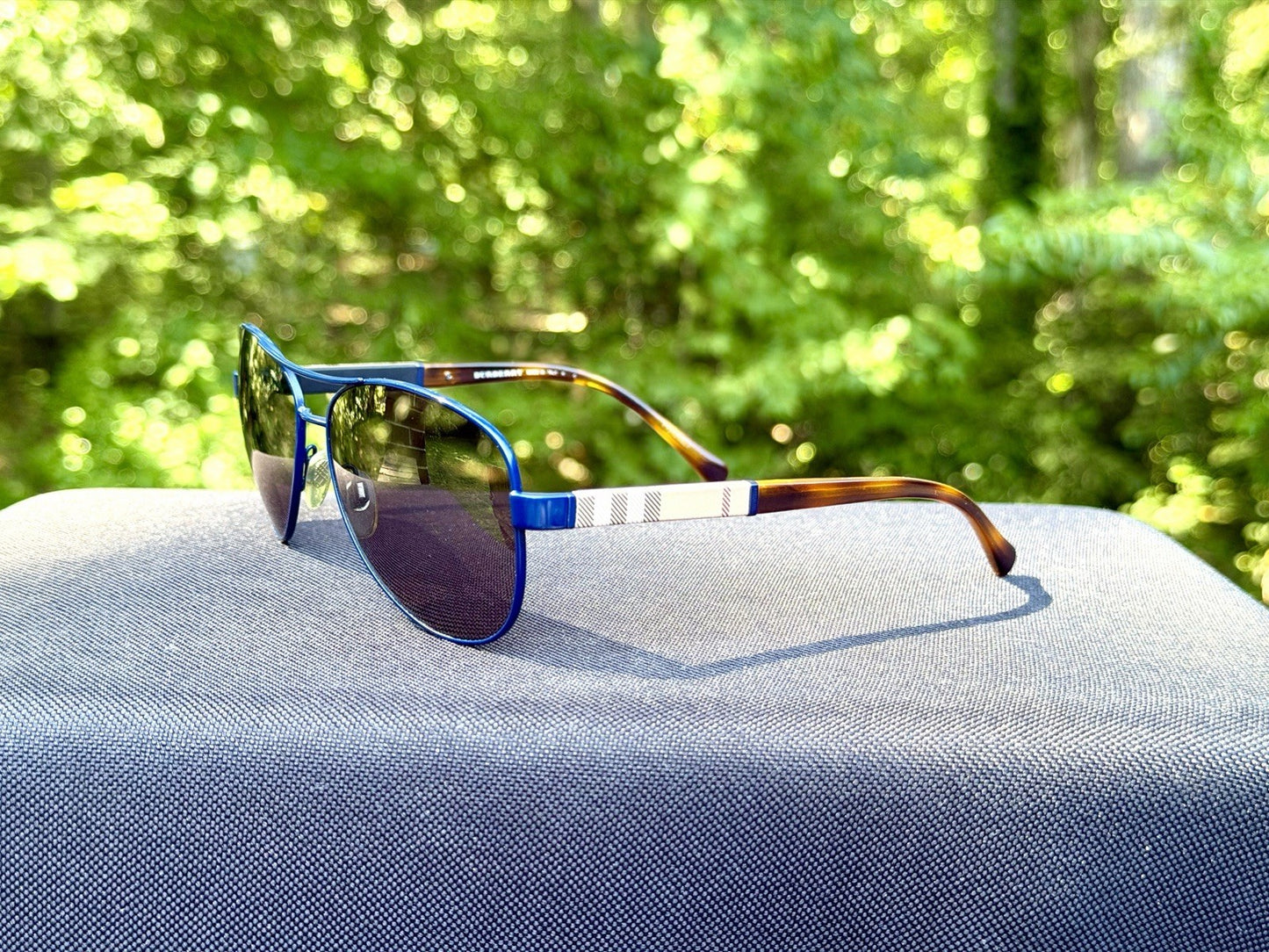 Burberry BE3080 Navy Blue Aviator Sunglasses Check Pattern Temples 59-14-135
