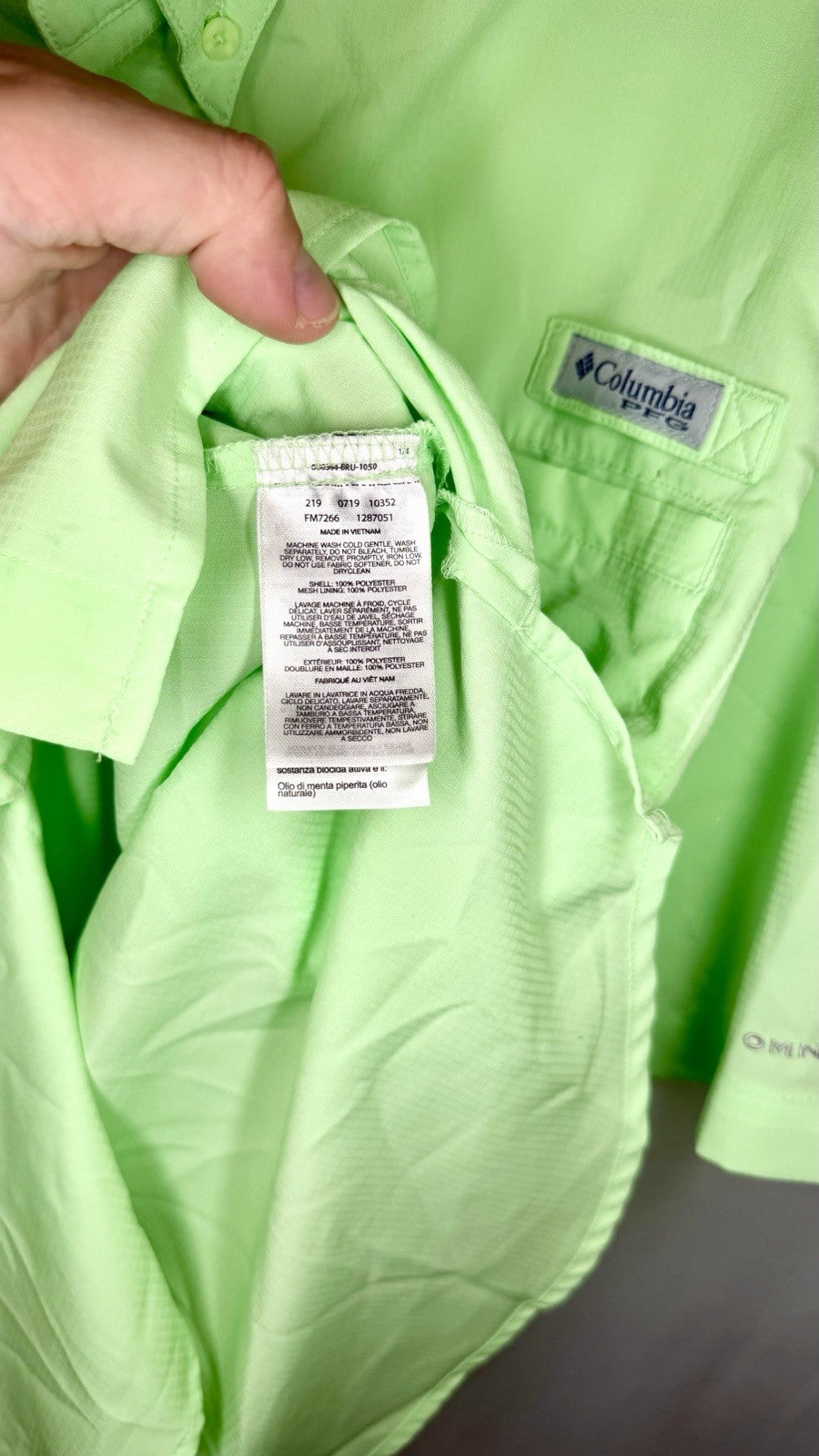 Columbia PFG Men's Vented Short Sleeve Button Down Shirt Medium Light Green