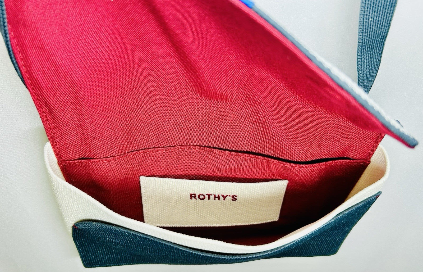 NWOT!! Rothy's The Belt Bag Crossbody - Navy/Fog - Rare! - Magnetic Closure!