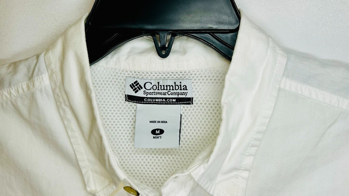 Columbia PFG White Short Sleeve Fishing Shirt Mens Size Medium Vented Outdoors `
