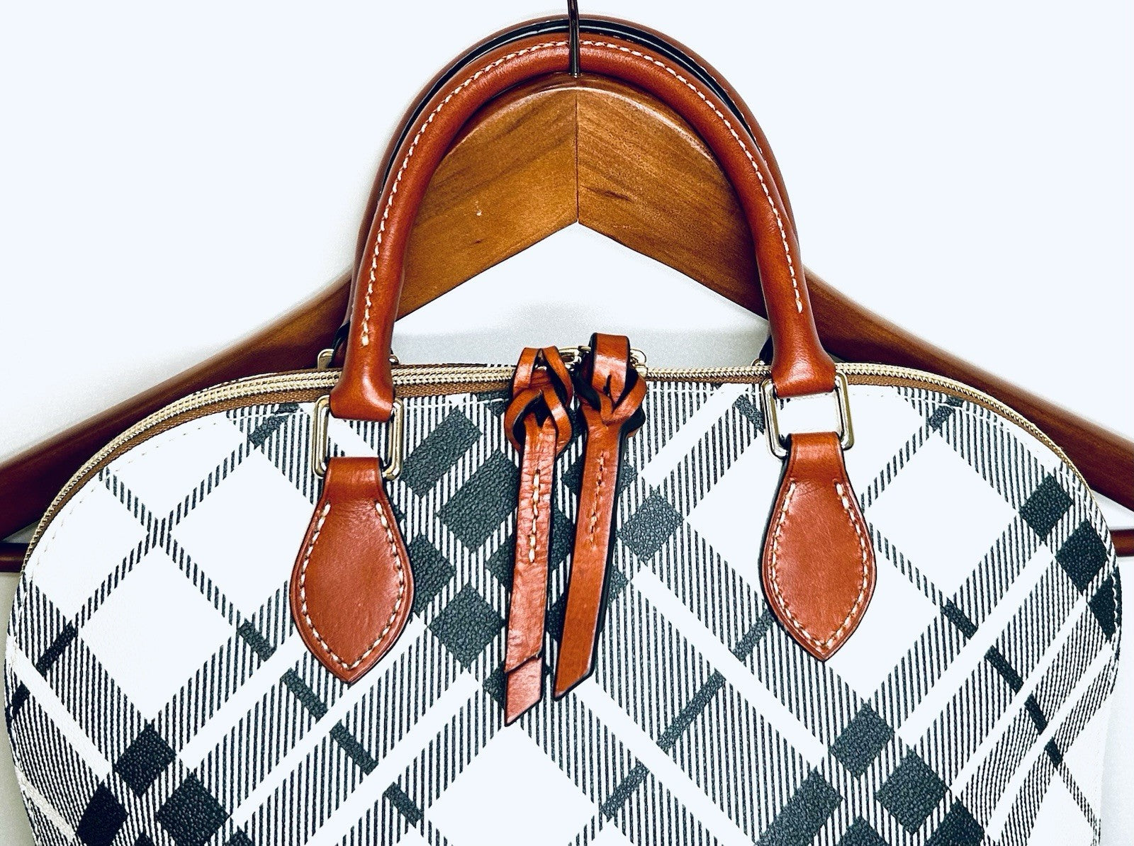 RARE!!! NWOT DOONEY & BOURKE Harding Zip Zip Satchel Plaid Medium Purse HandBag
