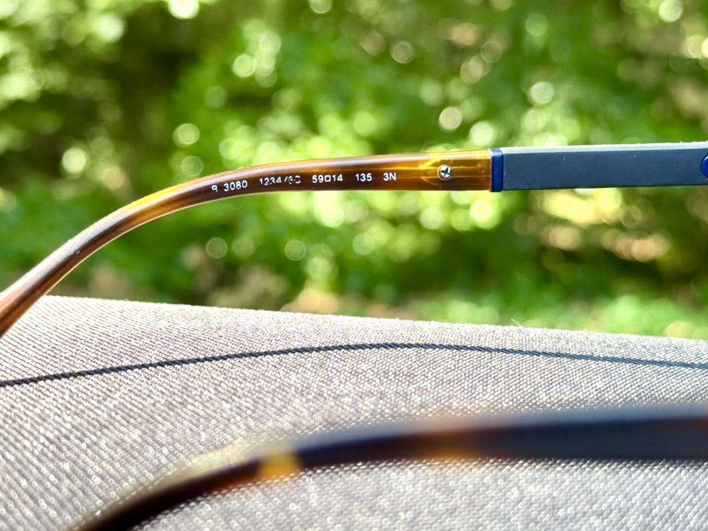 Burberry BE3080 Navy Blue Aviator Sunglasses Check Pattern Temples 59-14-135