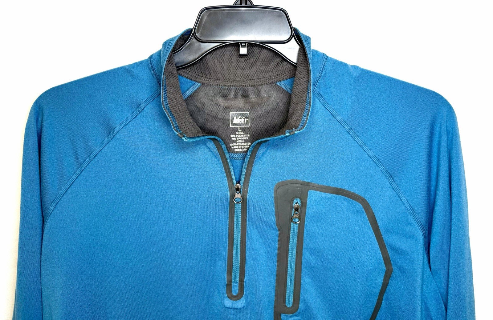 REI Portal Men’s Large Blue Pullover Half Zip Long Sleeve Hiking Outdoors Earbud