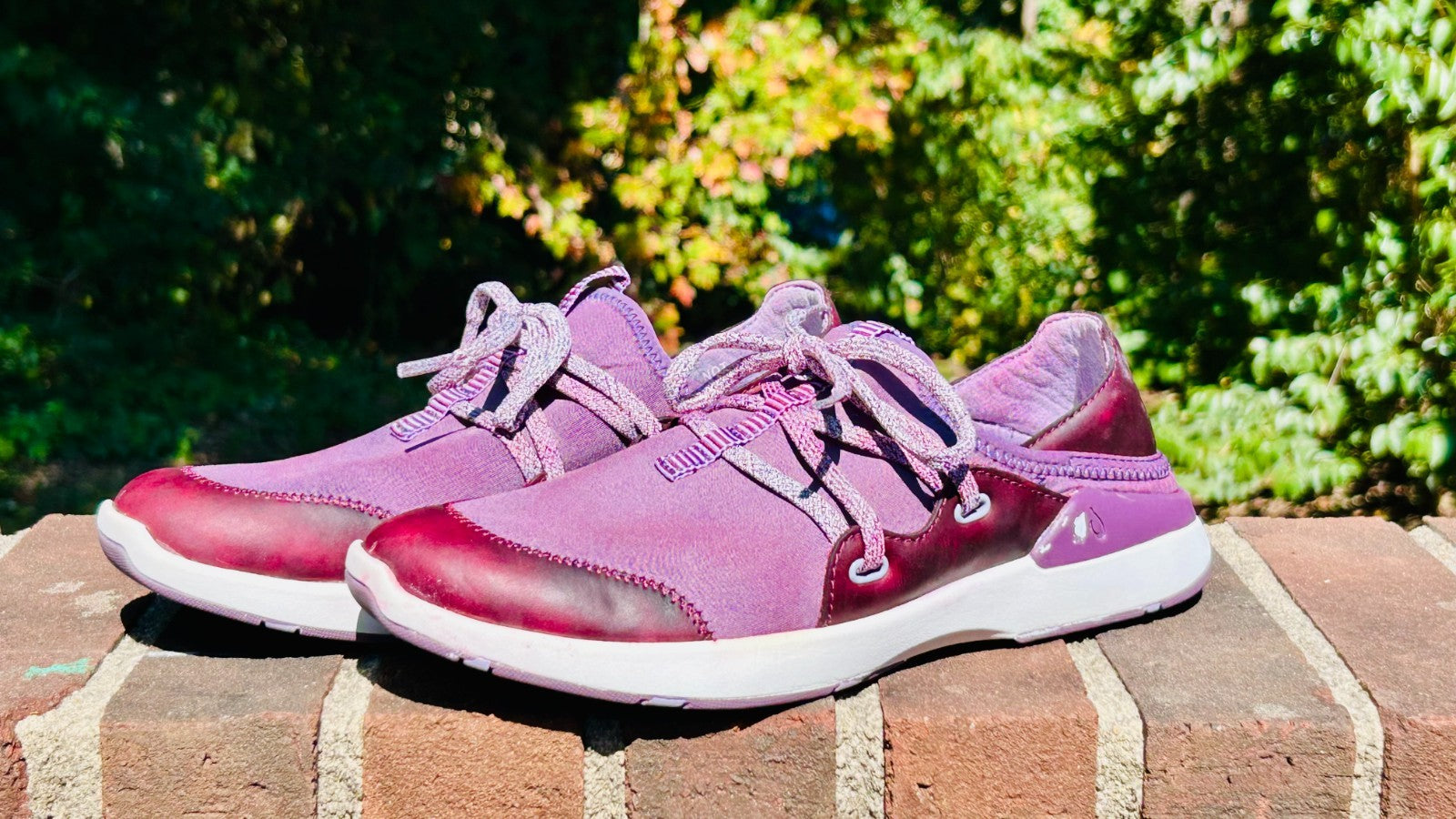 OLUKAI Miki Li / Slip On Sneakers / Women's Size 7