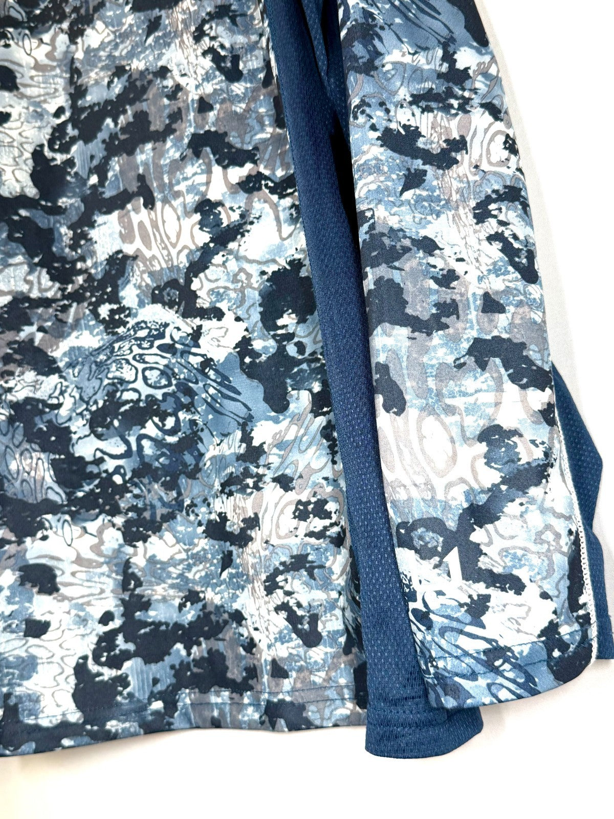 Huk Icon X Tide Change Camo Long Sleeve Fishing Shirt Men's Size Large Blue