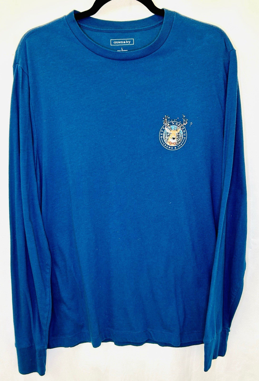 Crown & Ivy Blue Deer Lights Long Sleeve Graphic Tee - Men’s Large