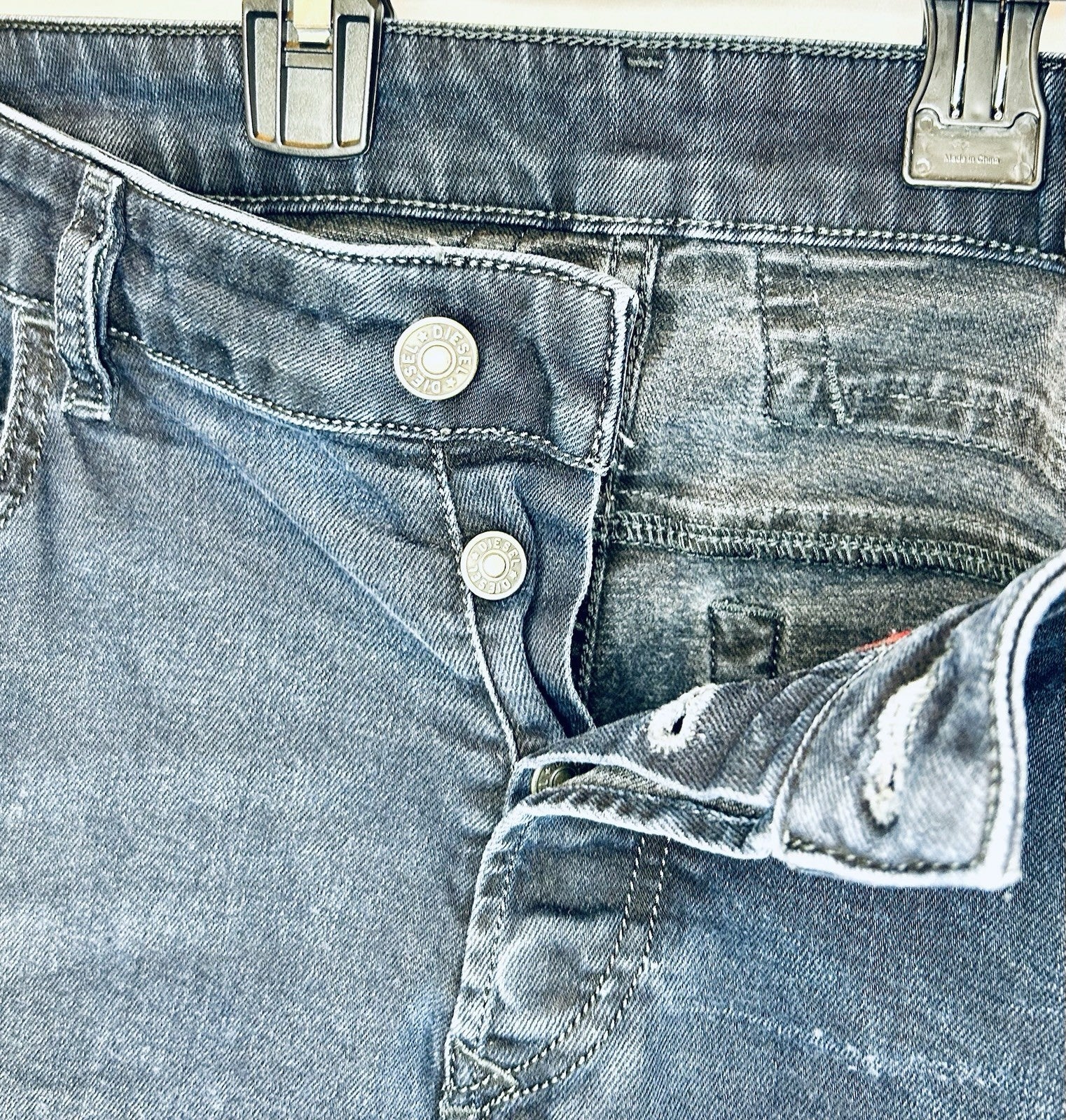 Diesel D-Bazer Tapered Leg Jeans Slim Fit Men’s Size 34x30 Dark Wash (Tag 34x32)