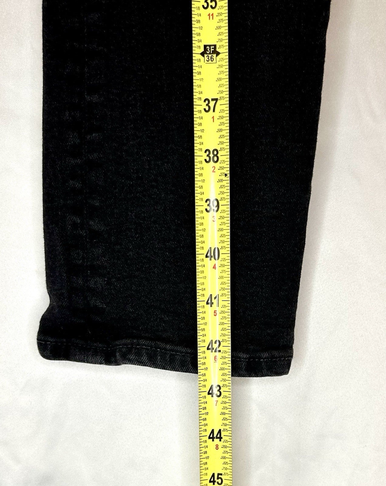 7 For All Mankind Women’s Jeans Skinny Leg Black Size 34