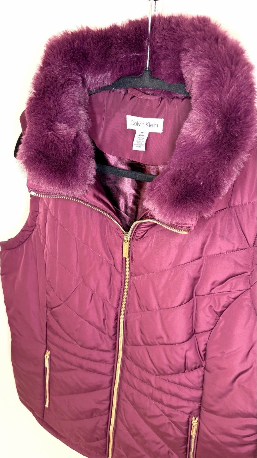 Calvin Klein Burgundy Puffer Vest  Zip Front Zip Pockets Polyester Size Medium