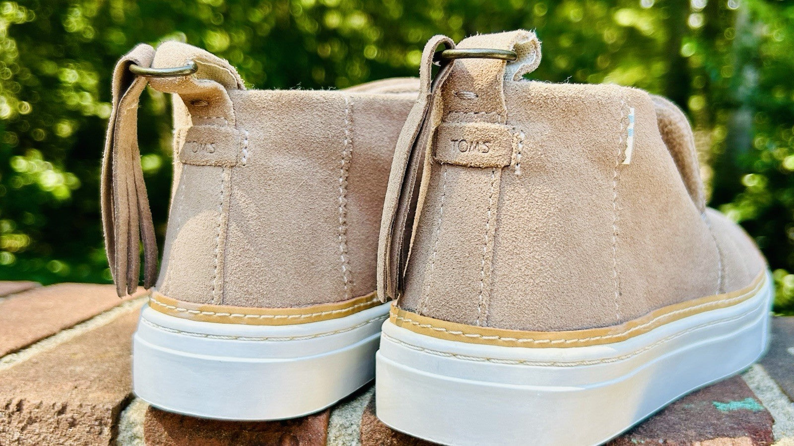 Toms Shoes Womens 7 Paxton Mid Cut Slip On Sneakers Brown Suede Back Zip Casual