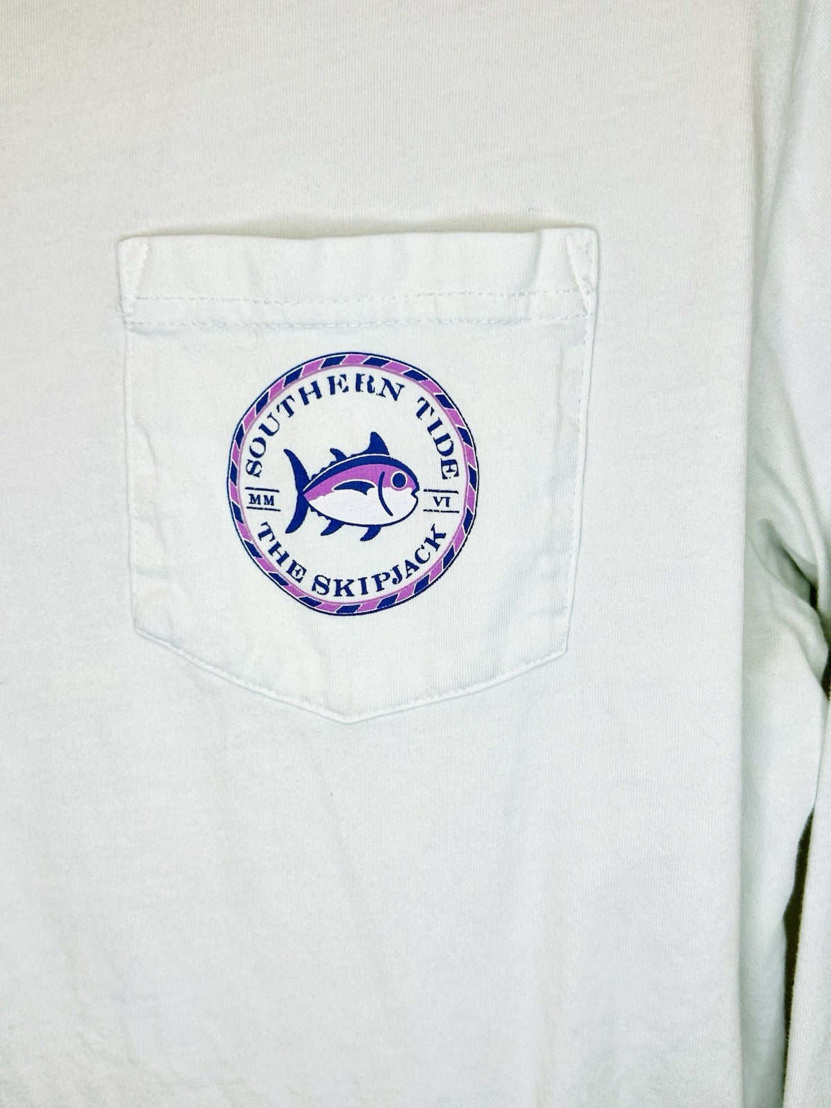 SOUTHERN TIDE L/S ORIGINAL MEDALLION SKIPJACK TEE - WHITE- WOMEN’S MEDIUM