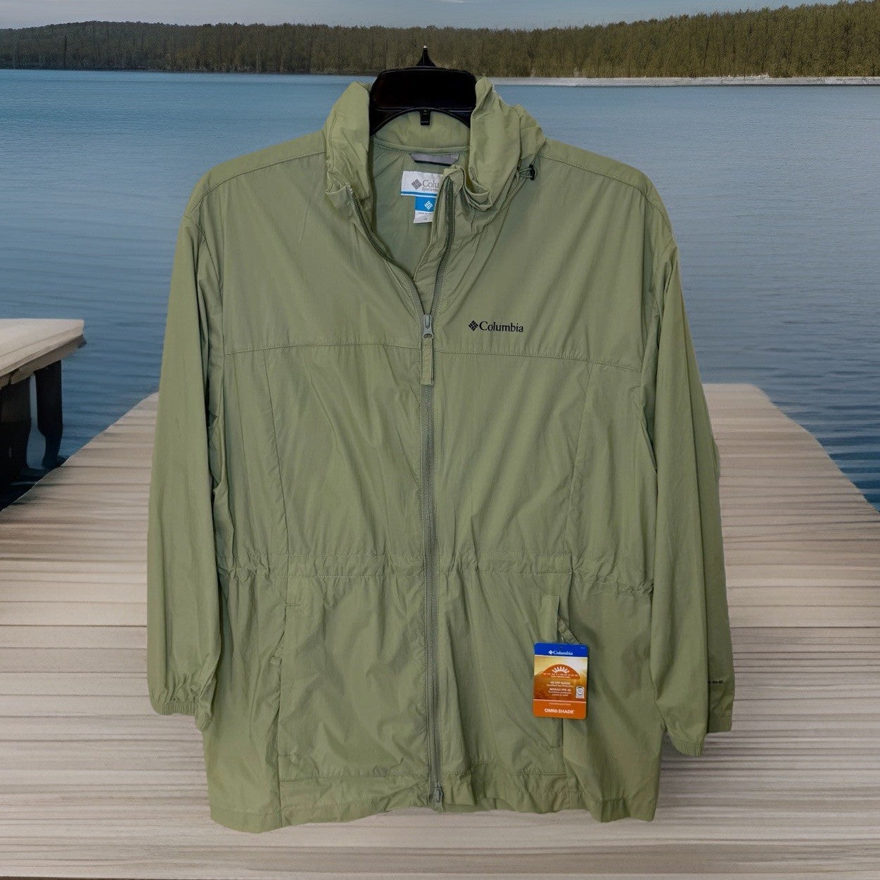 NWT Columbia Women’s Windbreaker Zip-Up Jacket Water Resistant Sage Green Hooded