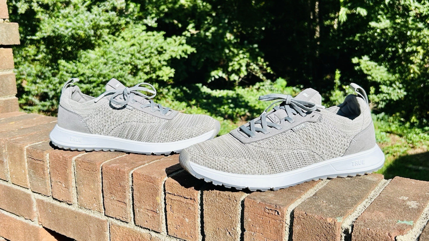 NIB TRUE LINKSWEAR All Day Knit 3 Spikeless Golf Shoes / Legend / Men’s 12