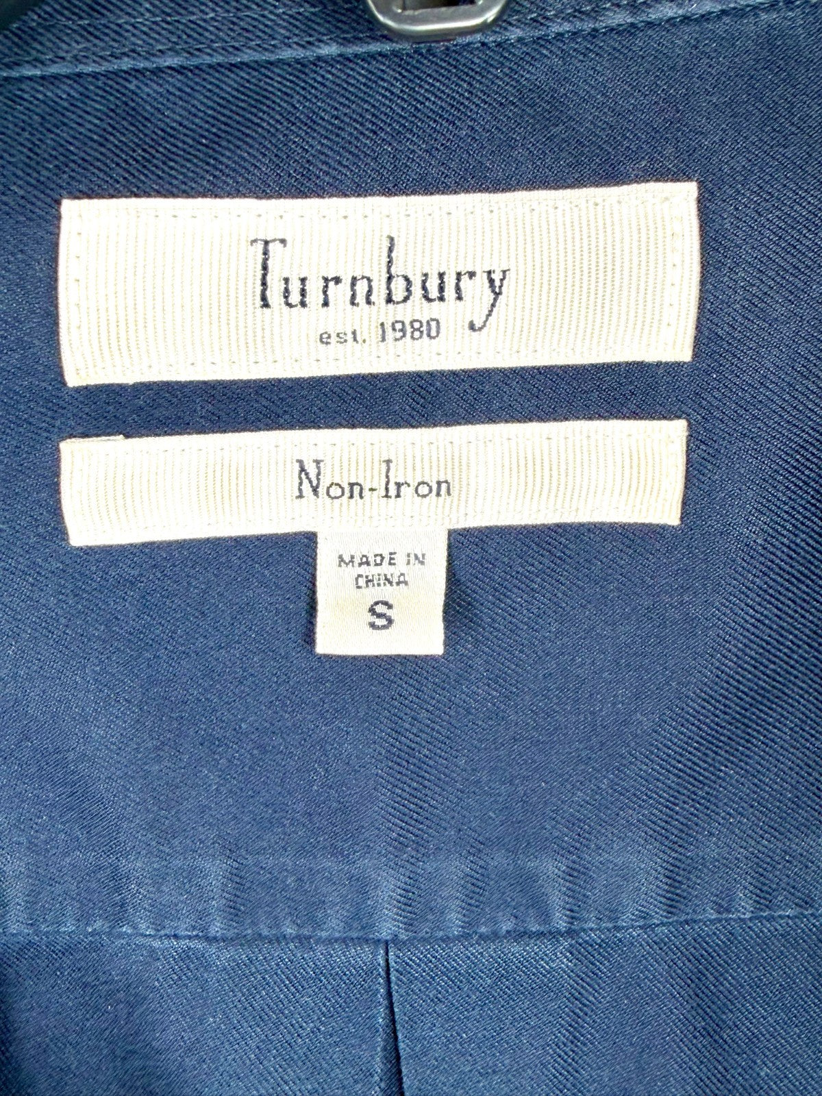 Turnbury Men's Size Small Navy Blue Non-Iron 100% Cotton Long Sleeve Button Down