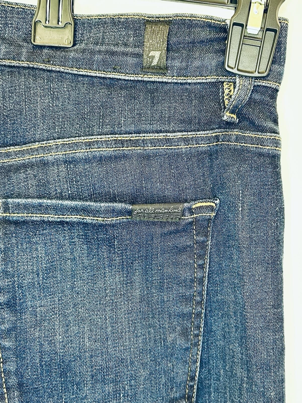 7 For All Mankind Luxe Sport The Straight Size 34 (34x32) Medium Wash Stretchy