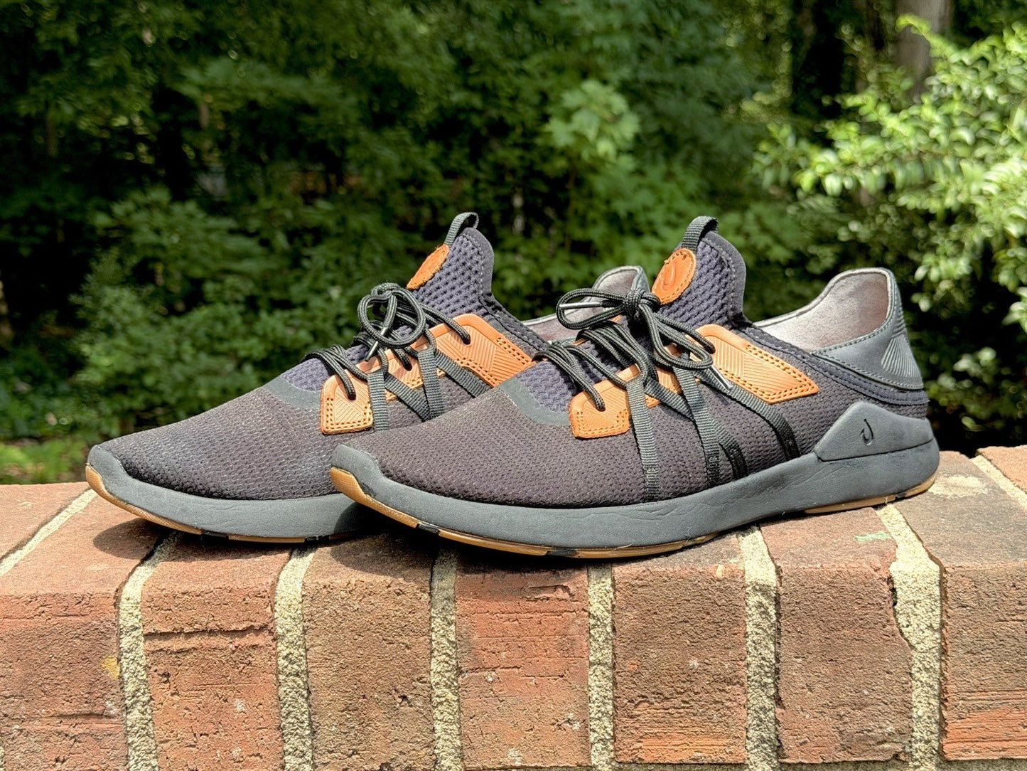 OluKai Mio Li Men’s Size 12 Lava Rock Athletic Sneakers Shoes Worn Twice
