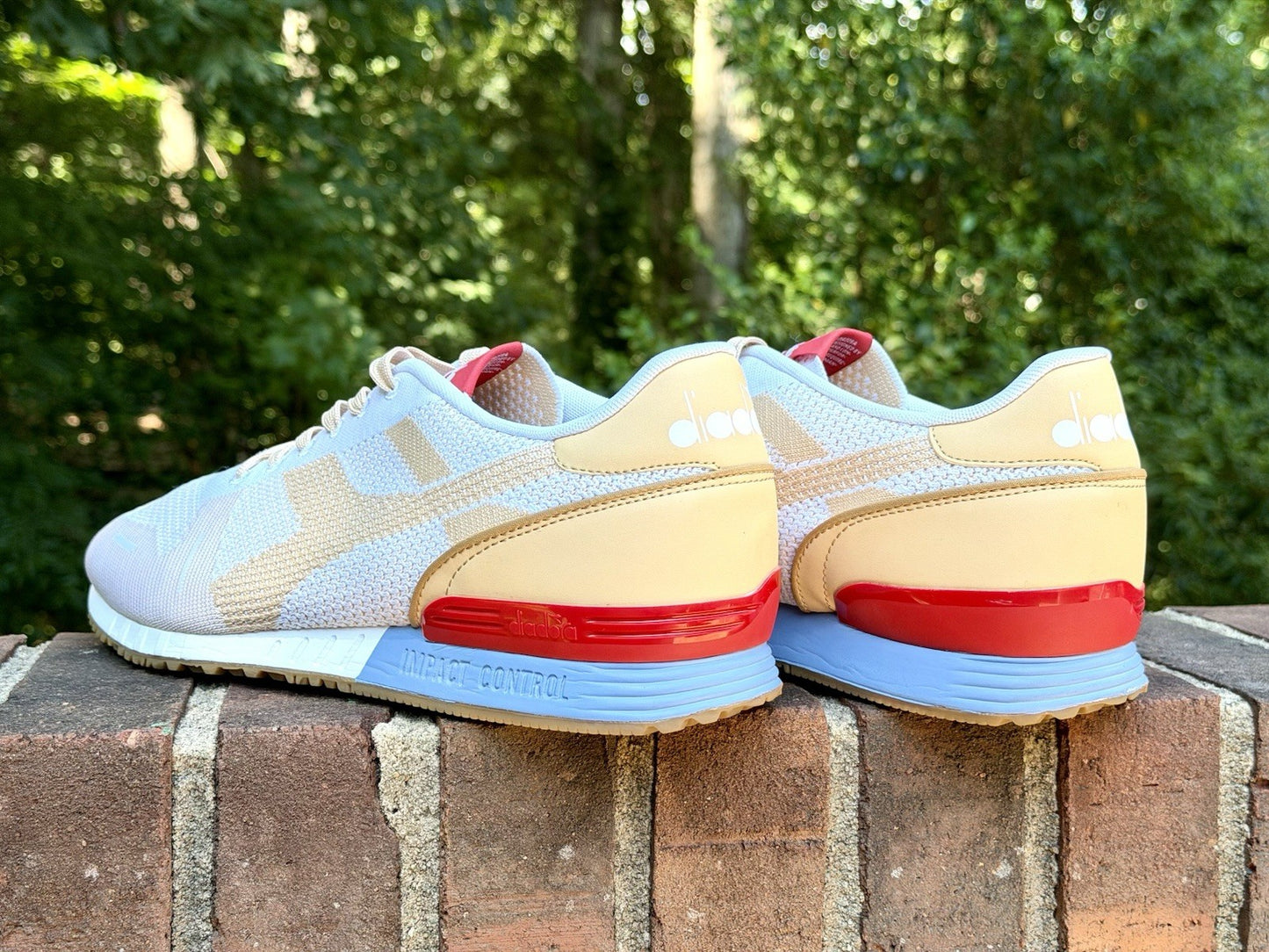 Diadora Titan Weave White Sheepskin Men’s Size 11.5 Retro Running Shoes 171829