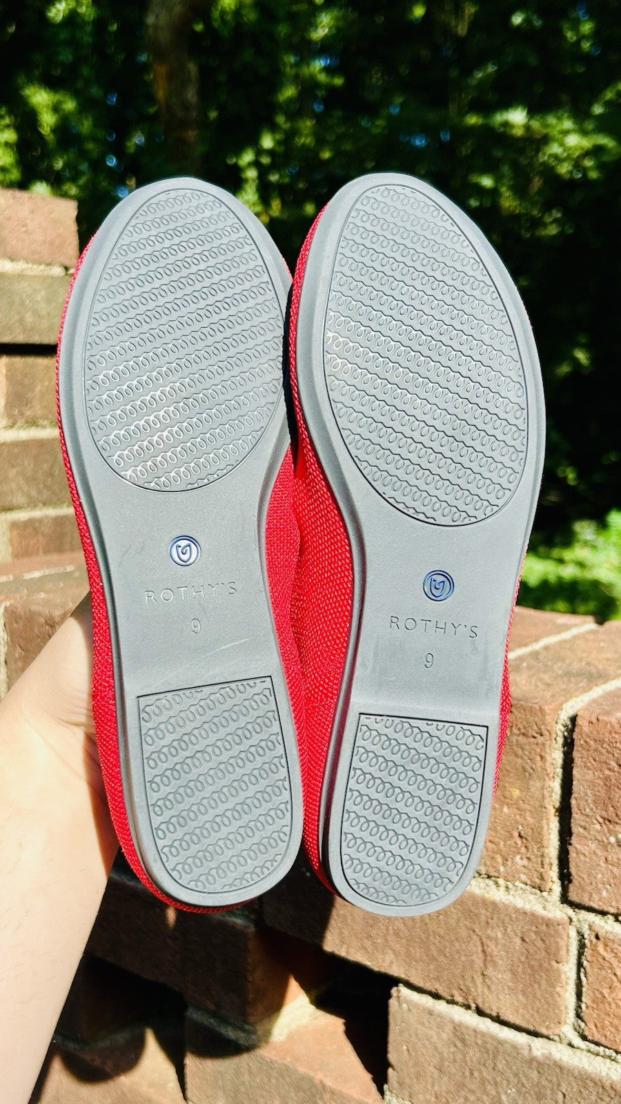 NWOT Rothys Scooter Bright Red The Flats Ballet Shoe Classic Round Toe Sz 9
