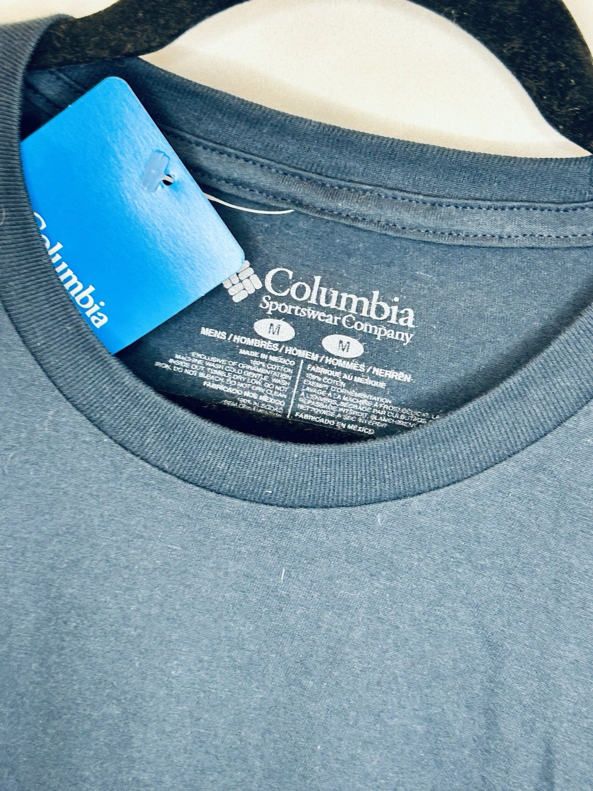 NWT Columbia Sportswear Blue Men’s Medium Graphic T-Shirt