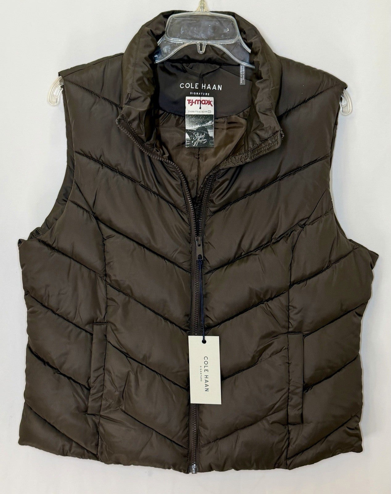 NWT Cole Haan Signature Chevron Quilted Vest / Women’s Large / Chocolate