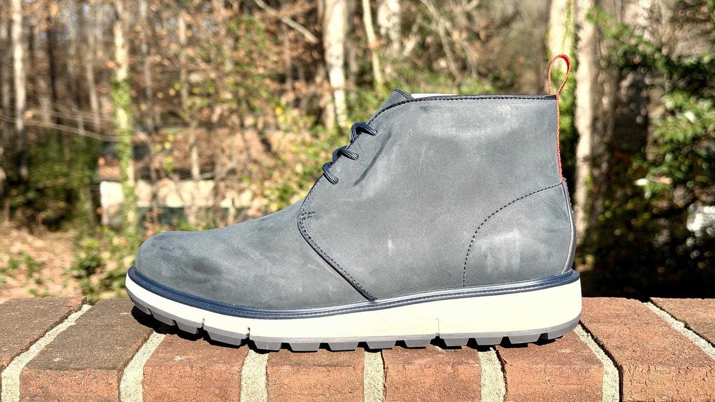 NWT SWIMS Men's Motion Chukka Boots  Color Navy Men’s Size 8 / $258 Retail