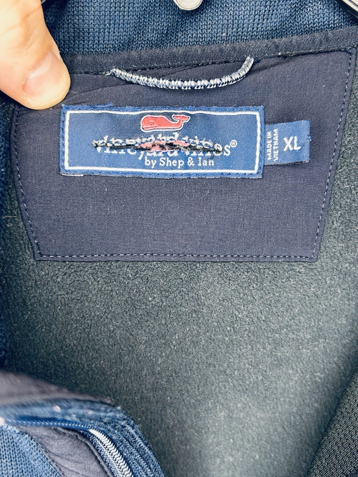 Vineyard Vines Mens XL Blue Shep and Ian Mountain Sweater Vest Utility Fleece