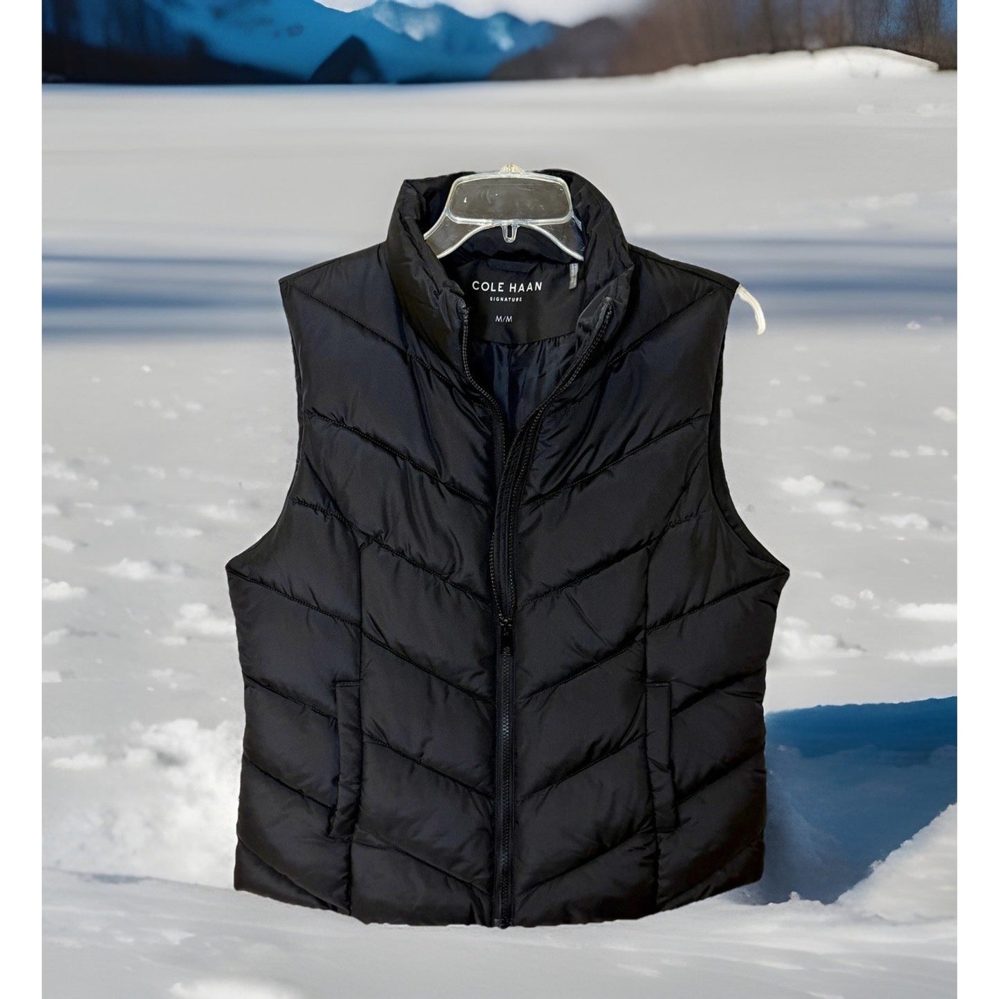 Cole Haan Signature Chevron Quilted Vest / Women’s Medium / Black / Puffer Vest