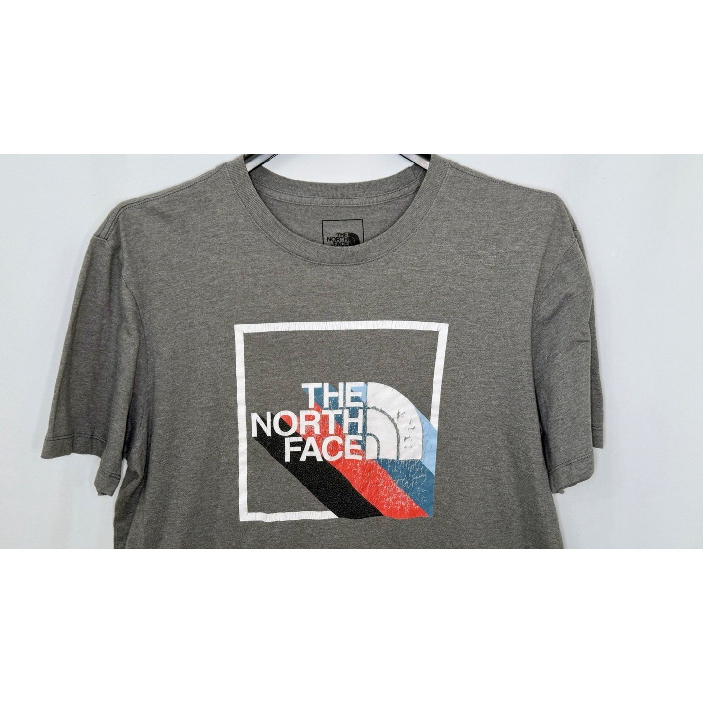 The North Face Shirt Men’s Size Large Gray Slim Fit Crew Neck Cotton Blend
