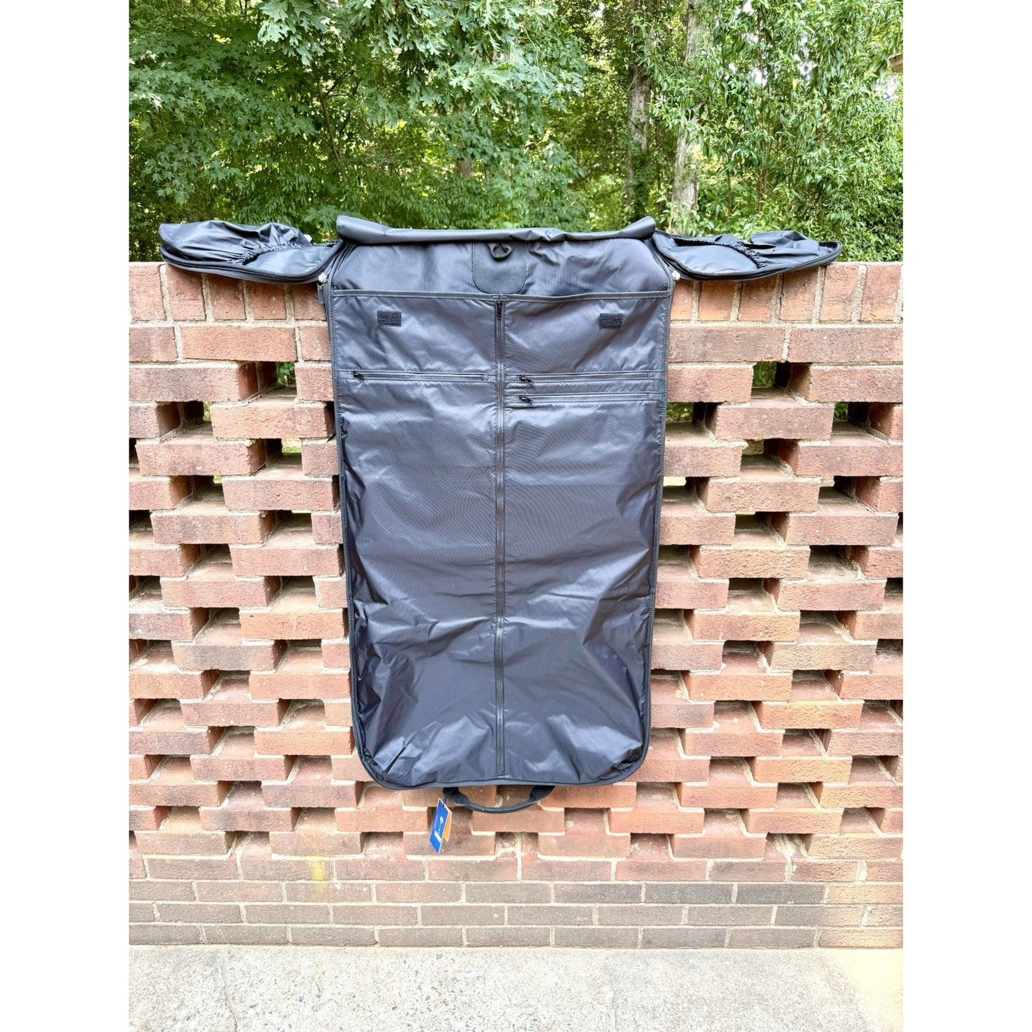 STITCH Golf UGB Ultimate Garment Bag 2-in-1 Convertible Duffle Black NWT