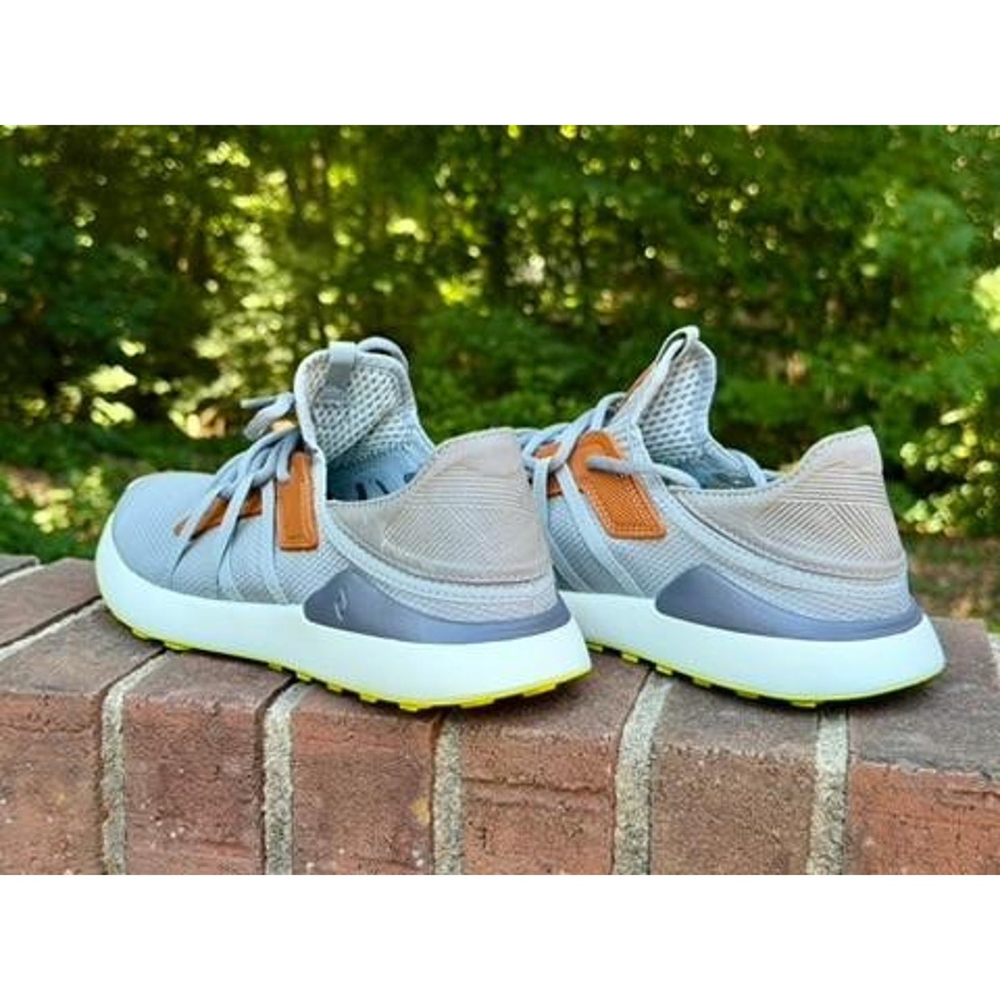 Olukai Manele Mens 8.5 Golf Shoes Grey Leather Textile Spikeless Athletic
