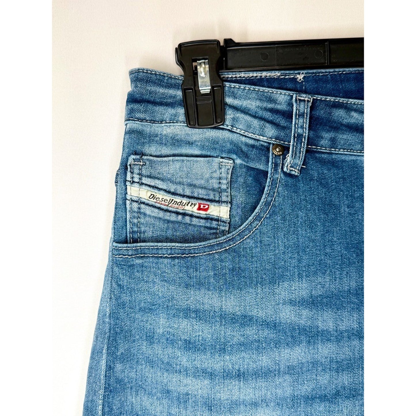 Diesel Buster Jeans Mens 36x32 Blue Denim Regular Slim Tapered Made in Italy