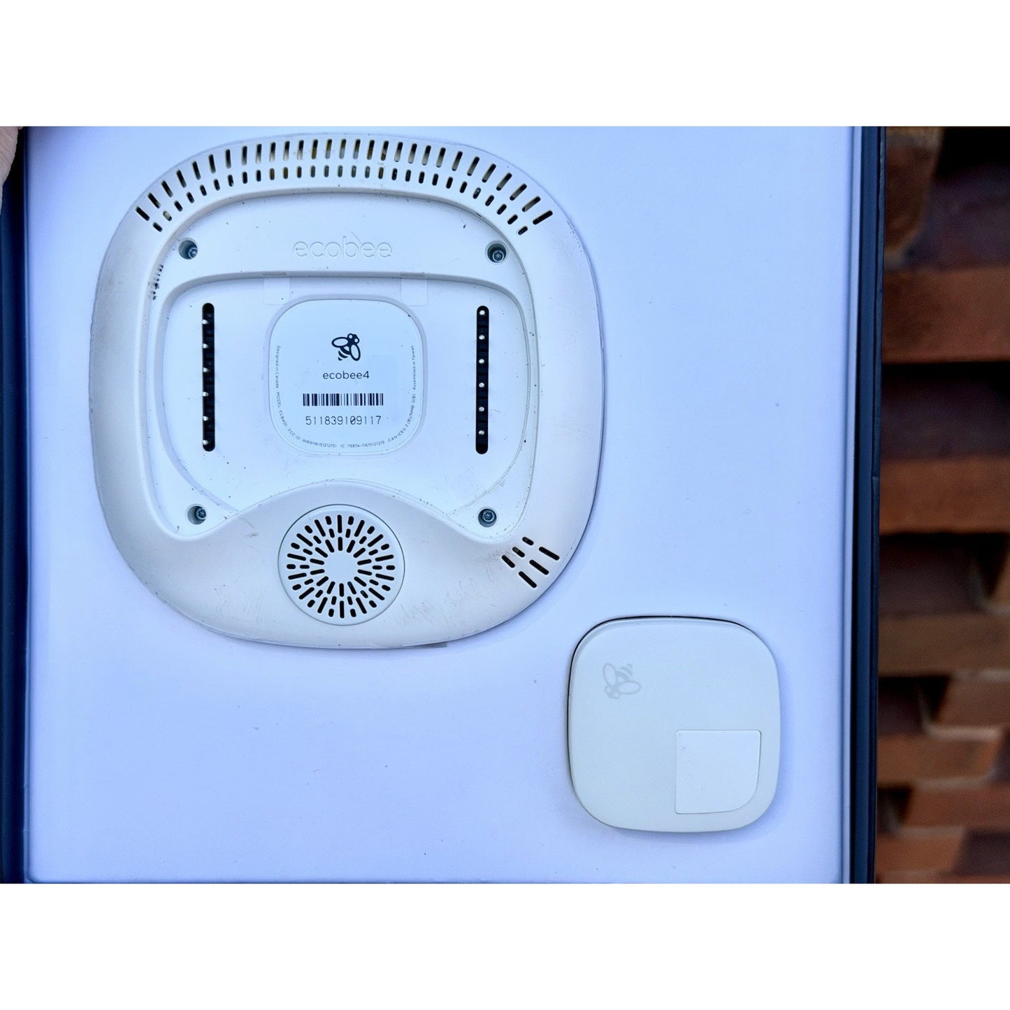 Ecobee 4 Smart Thermostat Black EB-STATE4-01 With Room Sensor And Built-in Alexa