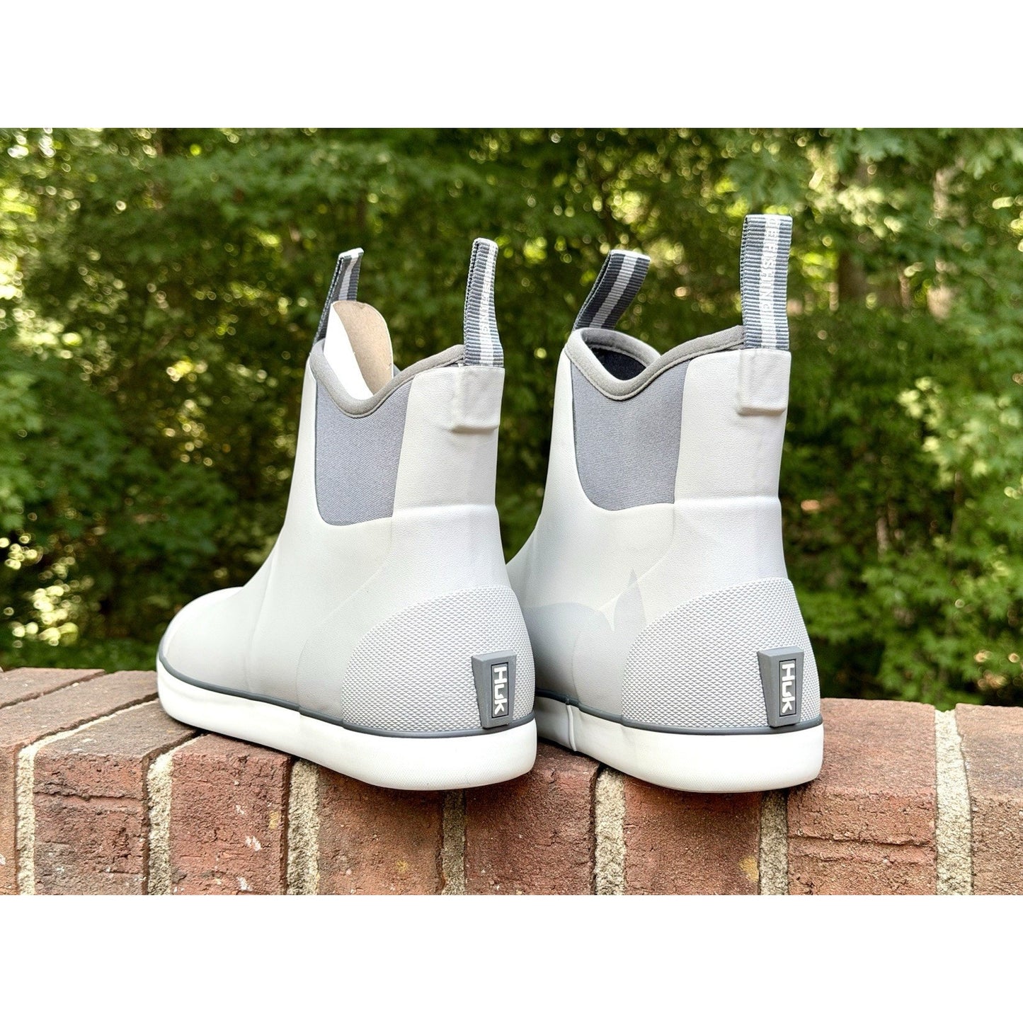 HUK Men’s Rogue Wave Fishing Deck Boots Waterproof Rubber Gray White Size 11 NIB