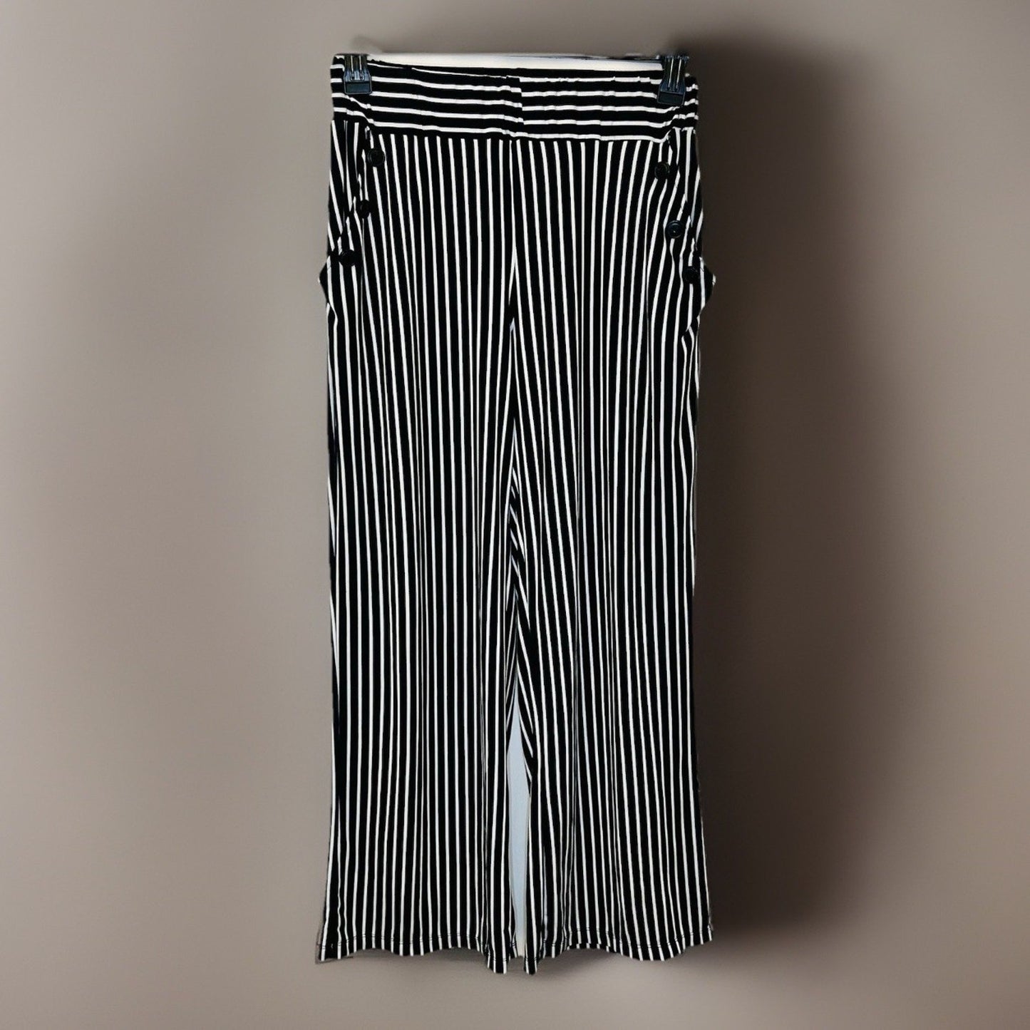 Robert Louis Stretchy Pants White/Black Pen Stripe Size M Pull On Wide Leg