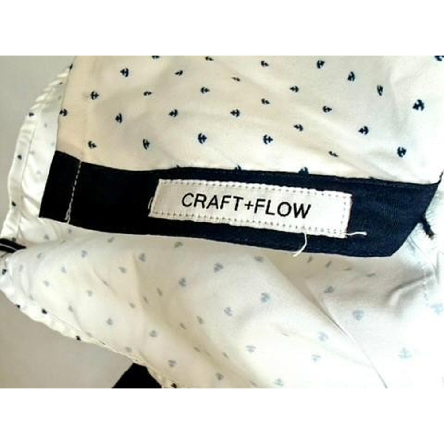 Craft Flow Boys Button Down Shirt Size 8 White Navy Anchor Pattern Long Sleeve