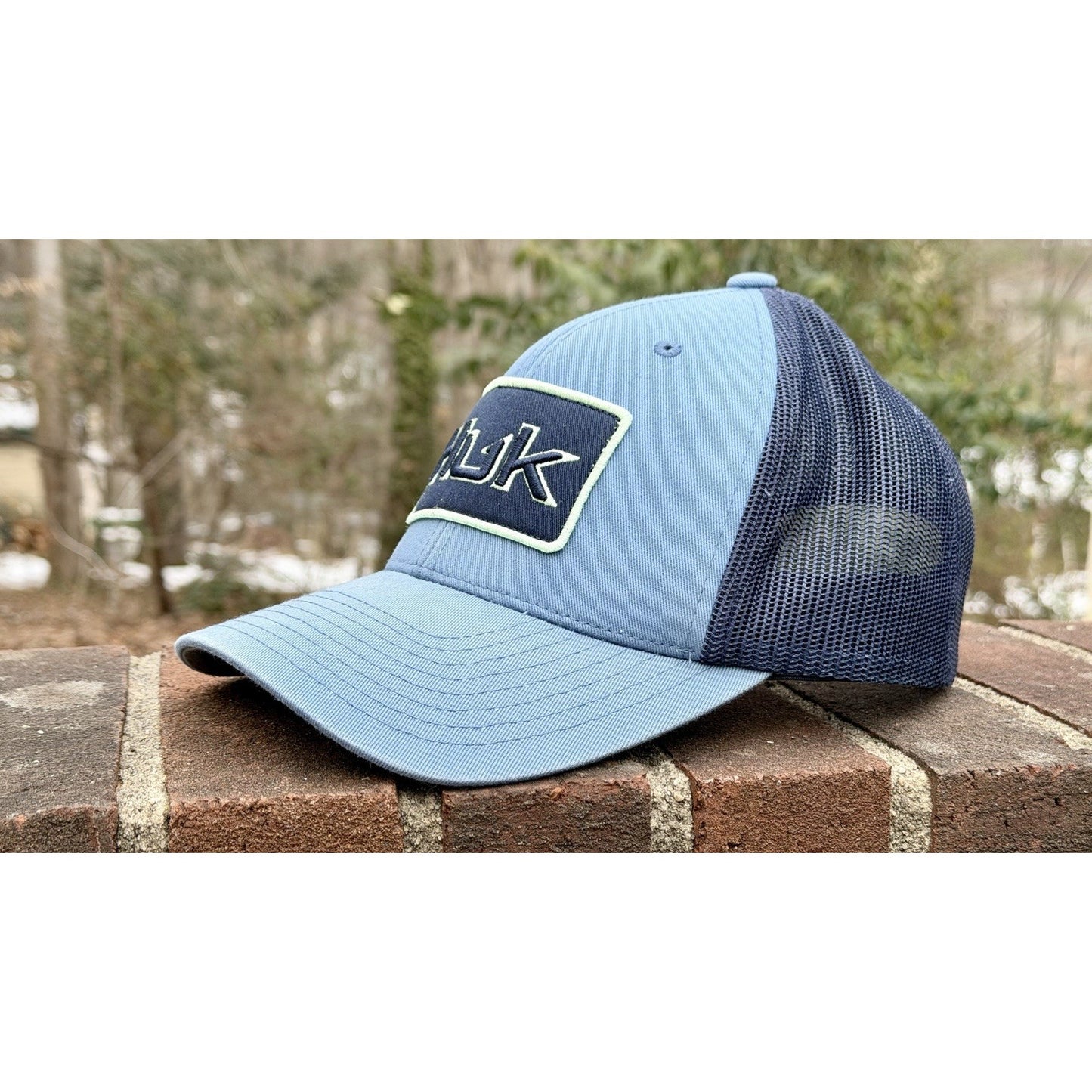 Huk Fishing Trucker Hat Cap Navy Blue Snap Back Mesh Logo