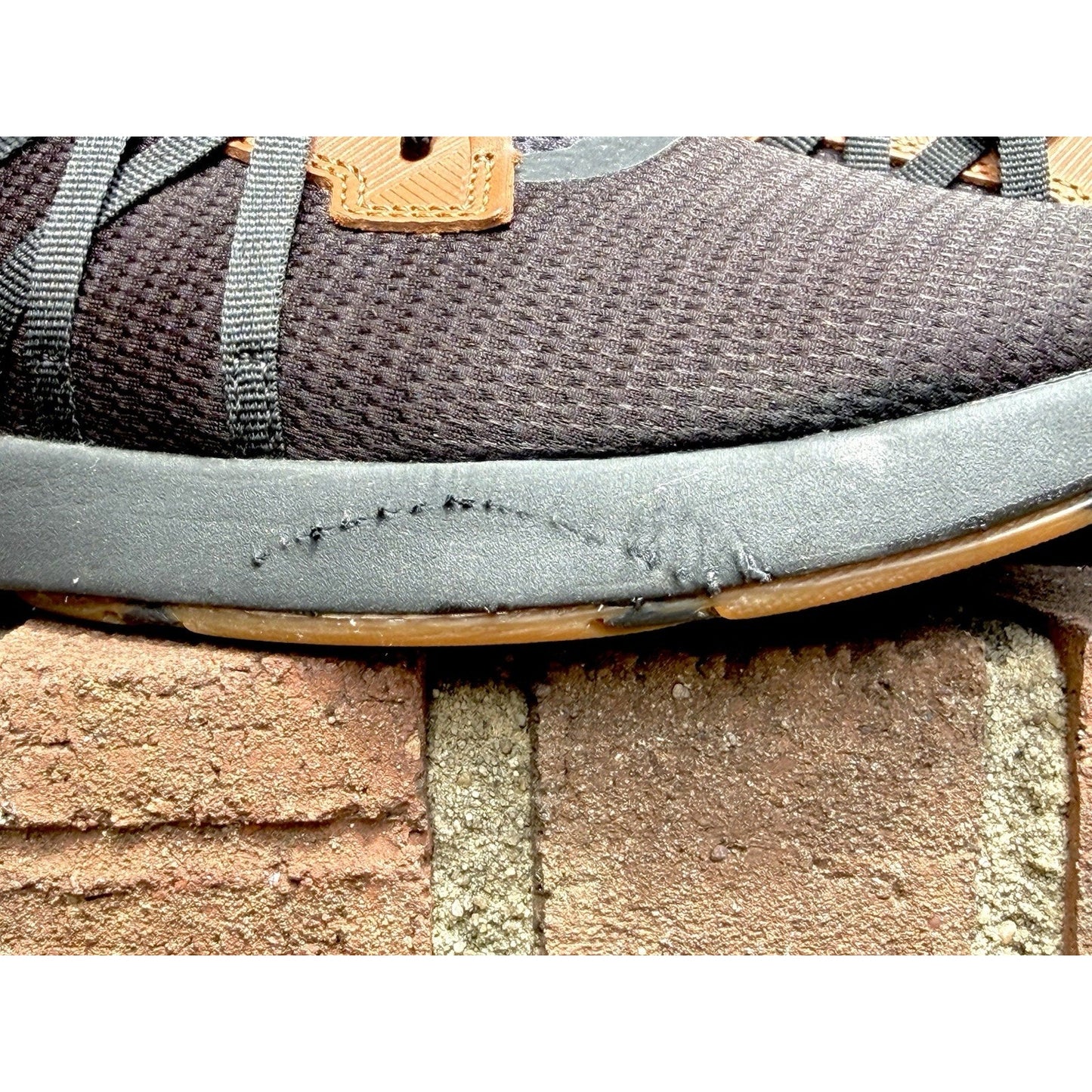 OluKai Mio Li Men’s Size 12 Lava Rock Athletic Sneakers Shoes Worn Twice