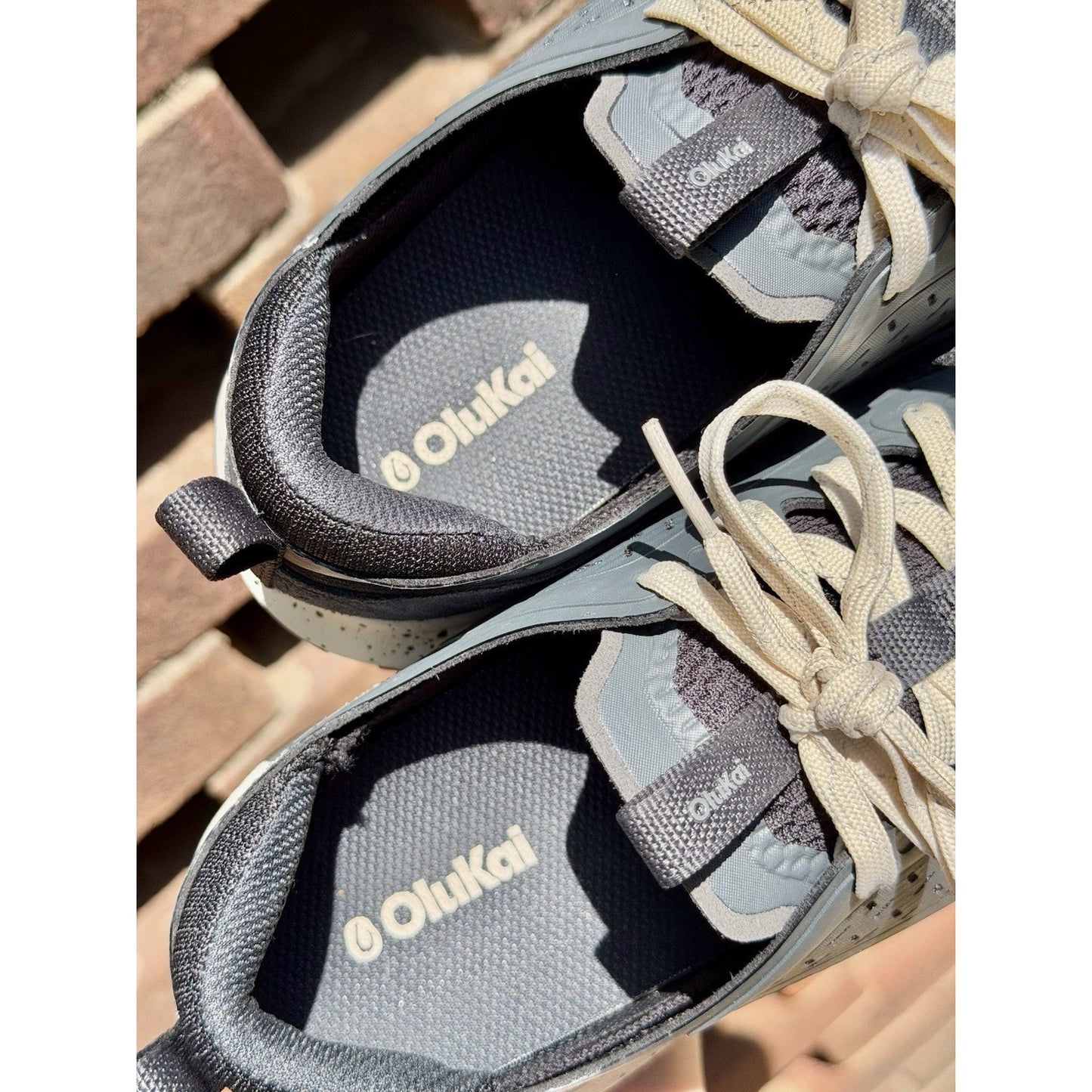 OluKai Makiki Womens Size 9 Trail Running Shoes Dark Gray Suede Worn Once VGC